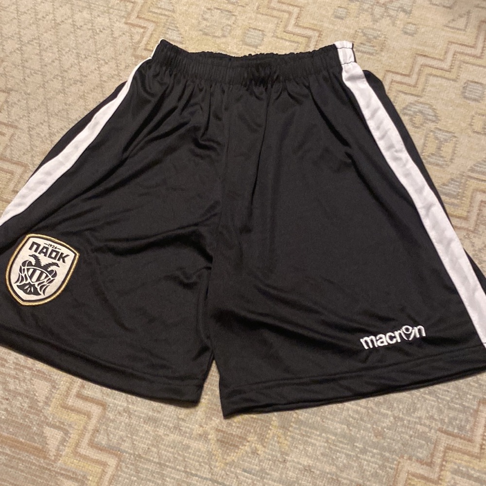 Macron boys jersey short size 176 like size S